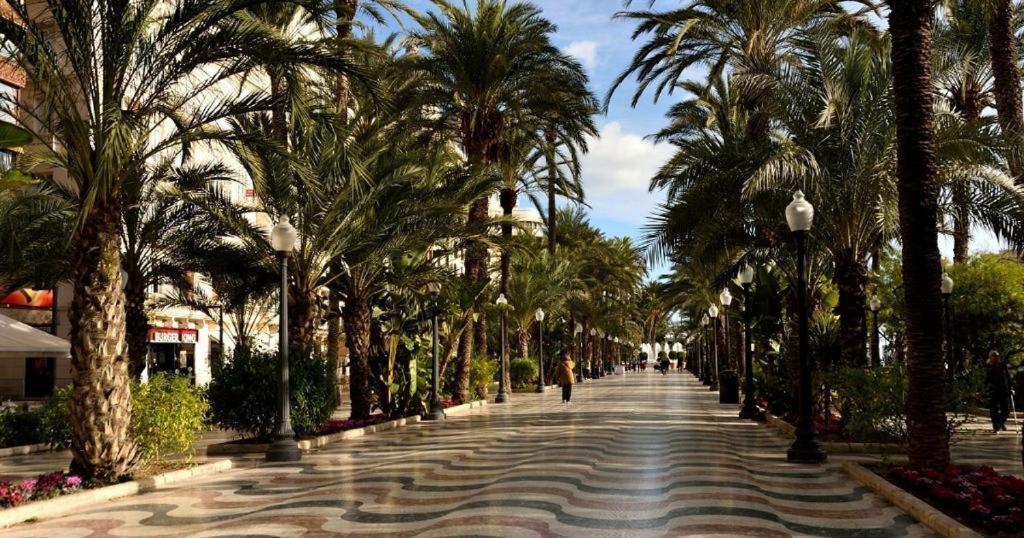 10-46-1- Комната В Квартире Для 4 Человек В Аликанте Alicante Exterior foto